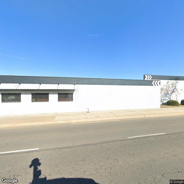 1601 E Edinger Ave