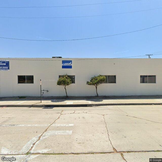 2243 N Hollywood Way