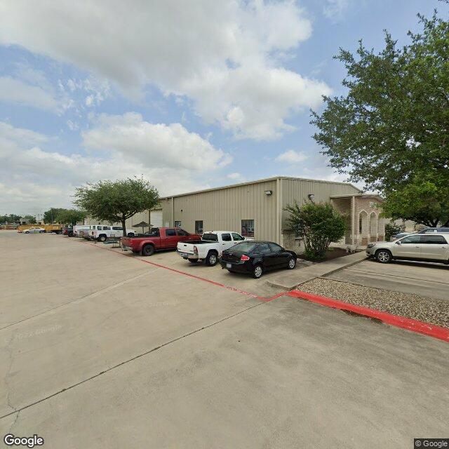 632 West Front Street, Hutto, TX 78634
