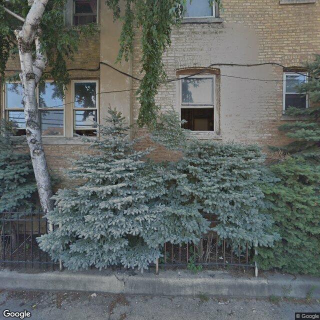 822 W Wilson Ave, Chicago, IL 60640
 Chicago,IL