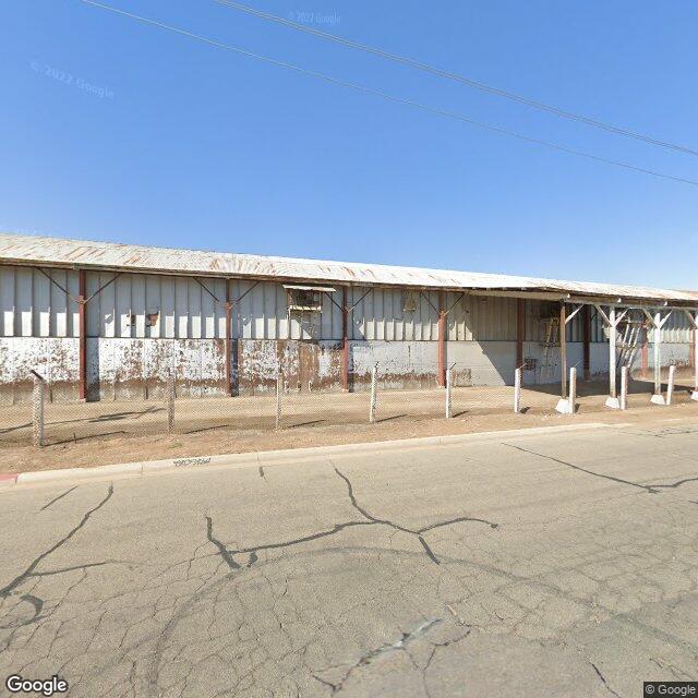  430 W Ventura St, Dinuba, CA 93618