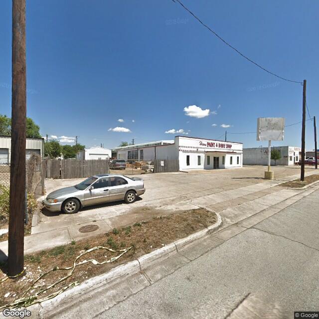 1015 E Belknap St