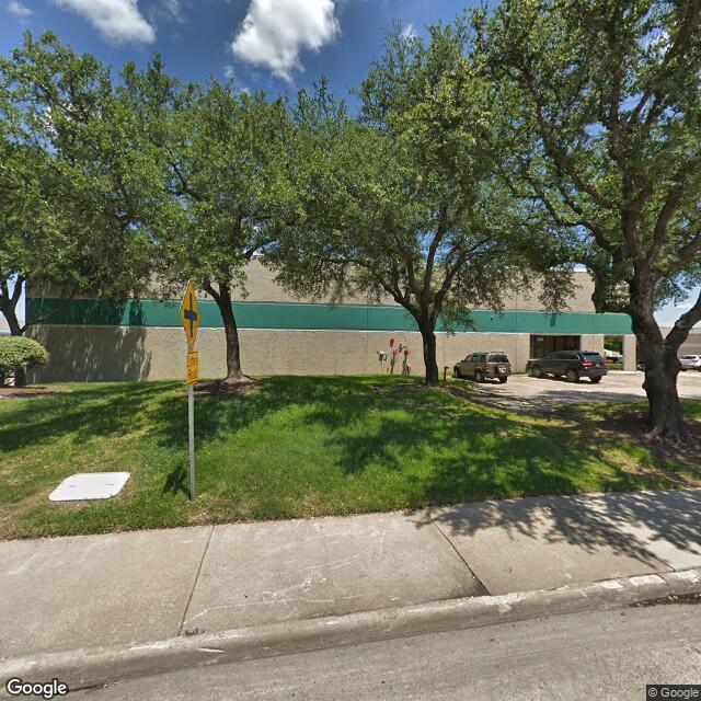 8920 N Royal Ln