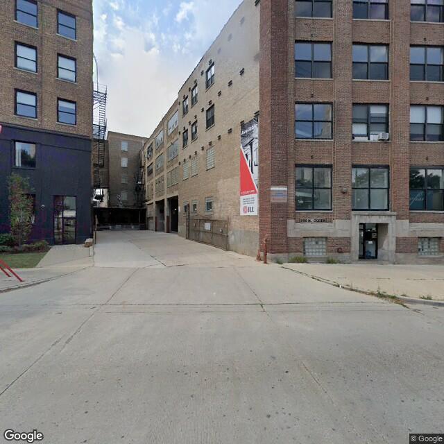 350 N Ogden Ave,Chicago,IL,60607,US