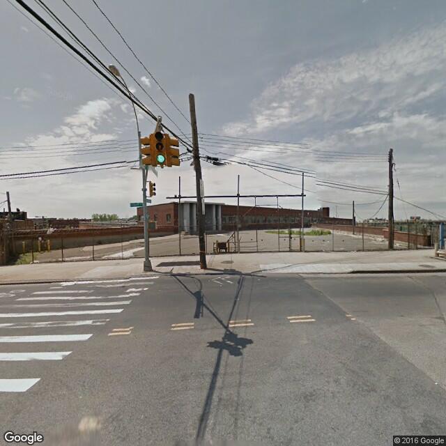 1080 Leggett Ave