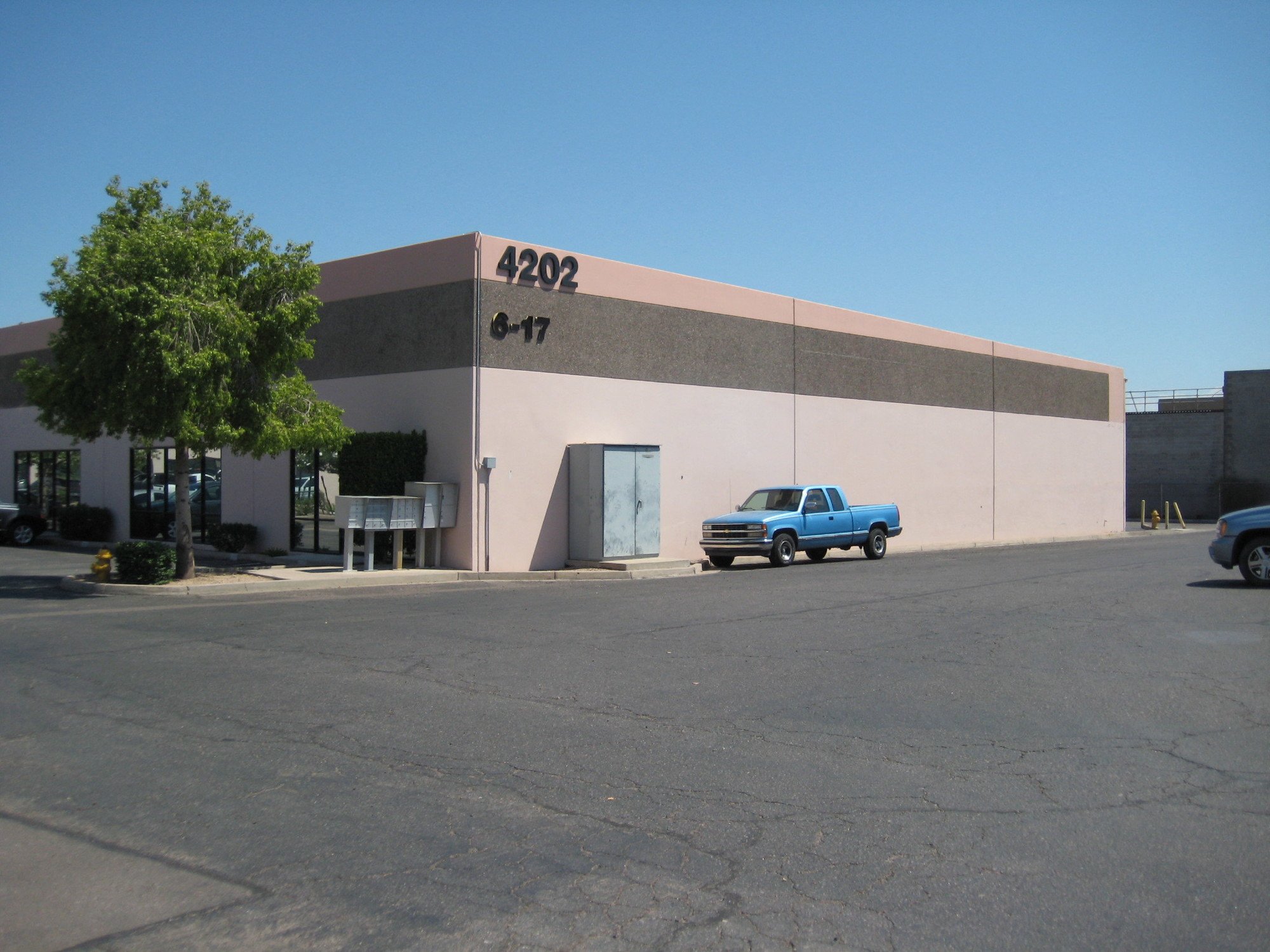 4202 E Elwood St, Phoenix, AZ 85040
 Phoenix,AZ